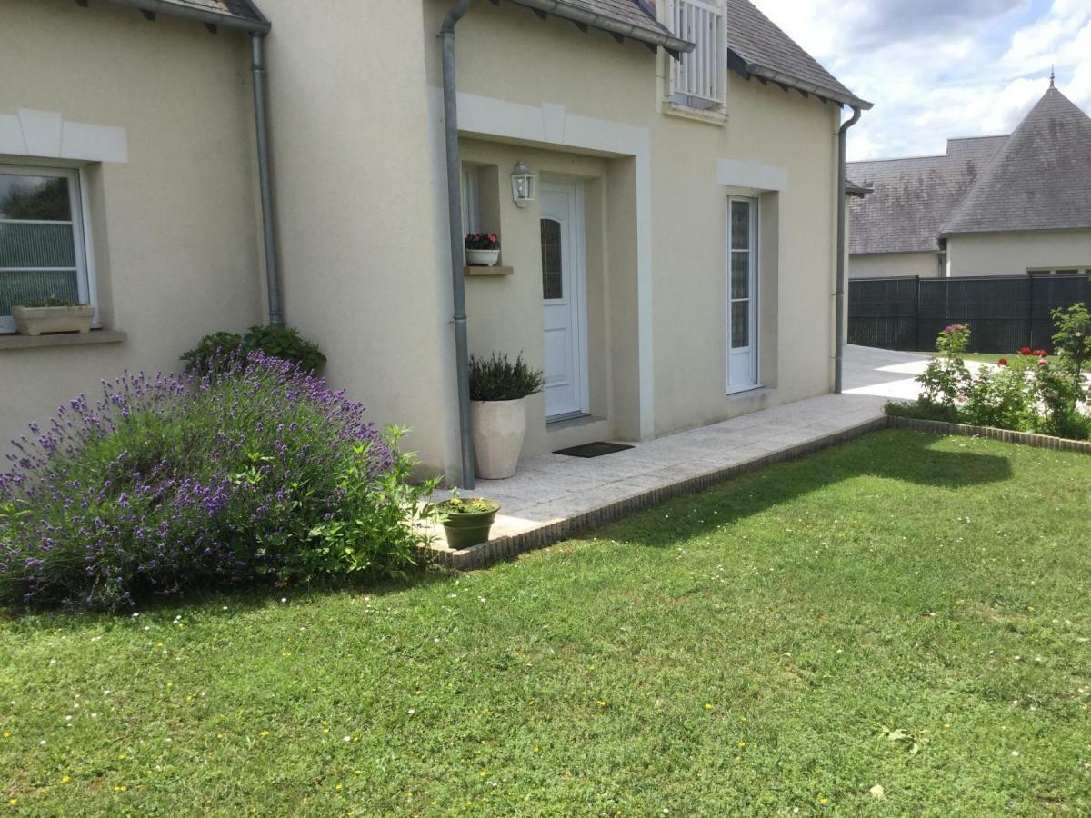 Hotel Le Hameau Du Moulin A Vent Saint-Avertin Exterior foto